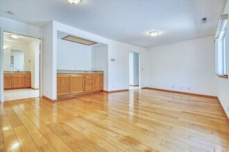 1201 Fernwood Dr in San Luis Obispo, CA - Building Photo - Building Photo