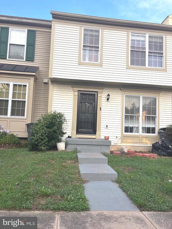 property at 2011 Quiet Creek Ct