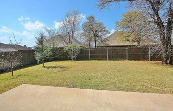 13123 Red Oak Dr in Choctaw, OK - Building Photo - Building Photo