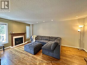 251 Freedom Private in Ottawa, ON - Building Photo - Building Photo