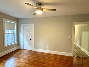 116 Winthrop Rd in Brookline, MA - Building Photo - Building Photo