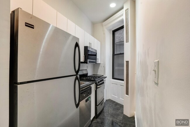 26 E 91st St in New York, NY - Building Photo - Building Photo