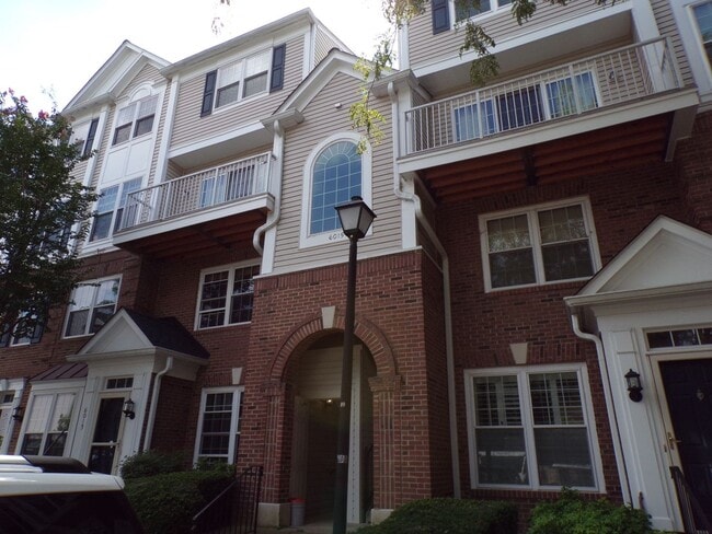 property at 6015 Terrapin Pl