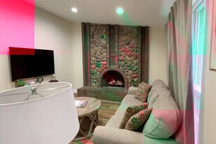 3588 Bengal Blvd in Cottonwood Heights, UT - Building Photo