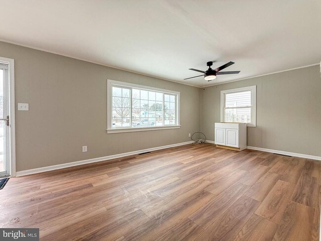 17 Gene Ave in New Castle, DE - Building Photo - Building Photo