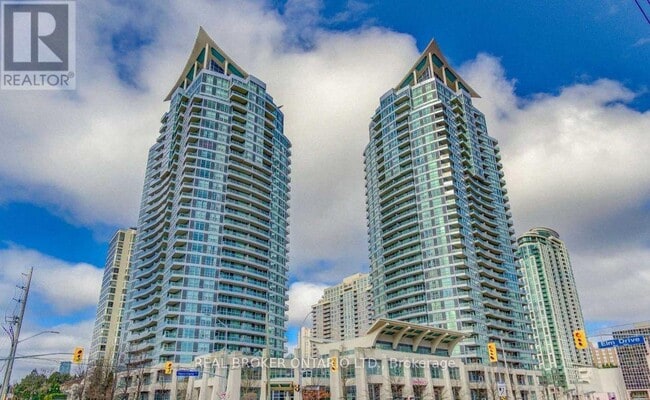 property at 33-2833 Elm Dr W