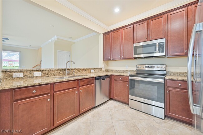 10183 Via Colomba Circle in Ft. Myers, FL - Building Photo - Building Photo