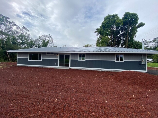 property at 15-639-639 Puni Mauka Loop N