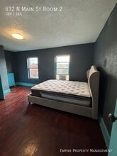 632 N Main St in Wilkes-Barre, PA - Foto de edificio - Building Photo