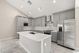 1509 Red Oak Ct in Apopka, FL - Building Photo - Building Photo