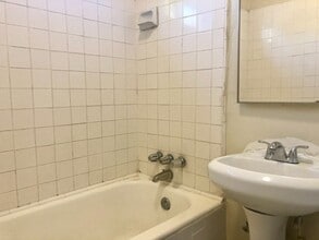 631 Coronado Ter, Unit 3 in Los Angeles, CA - Foto de edificio - Building Photo