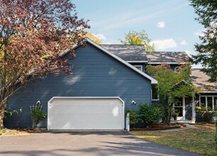 7878 Outer Dr S in Traverse City, MI - Building Photo - Building Photo