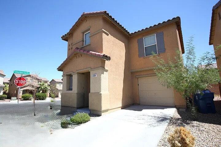 8304 Black Opal St in Las Vegas, NV - Building Photo