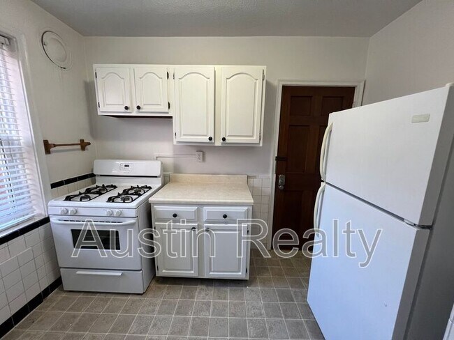 7760 Wise in Clayton, MO - Building Photo - Building Photo