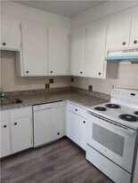 82 Station St in Quincy, MA - Building Photo