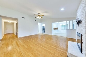 5403 Porsche Ln in Austin, TX - Building Photo - Building Photo