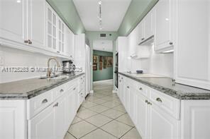 9455 Collins Ave, Unit # 902 in Surfside, FL - Building Photo