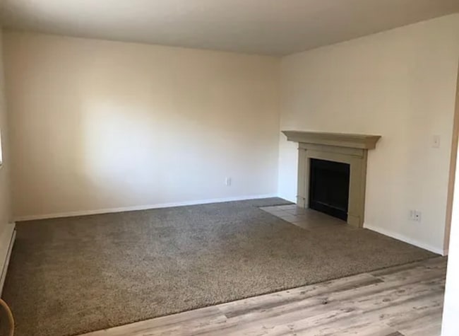 925 Columbia Rd in Fort Collins, CO - Foto de edificio - Building Photo