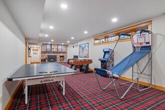 20 Yellow Birch Cir in Lincoln, NH - Foto de edificio - Building Photo