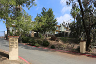 4626-4646 Hartley St in San Diego, CA - Foto de edificio - Building Photo