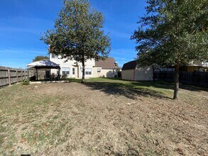 7100 Misty Ridge Dr in Converse, TX - Building Photo - Building Photo