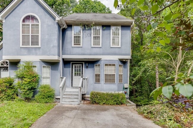 property at 5168 Laurel Bridge Ct SE