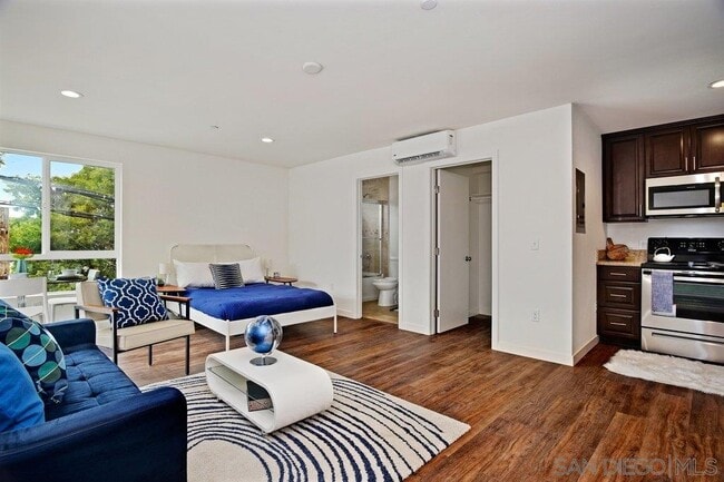 3580 Fourth Ave-Unit -Studio in San Diego, CA - Building Photo - Building Photo