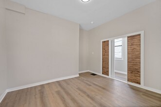 25 Clay St in Erlanger, KY - Building Photo - Building Photo
