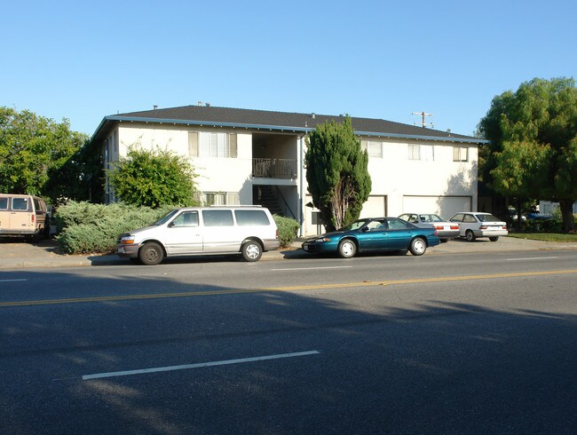 447 N Fairoaks Ave in Sunnyvale, CA - Building Photo - Building Photo