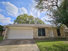 7423 San Lucas Dr in Houston, TX - Building Photo