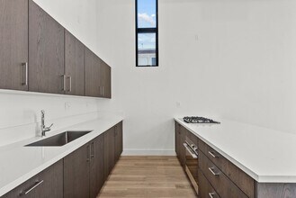 5617 Klump Ave in Los Angeles, CA - Building Photo - Building Photo