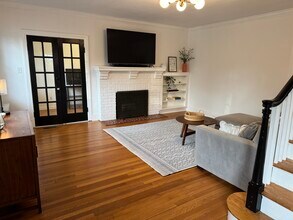 5009 E Seminary Ave in Richmond, VA - Building Photo - Building Photo