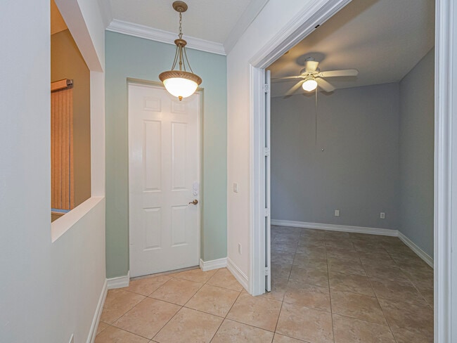 1835 Bridgepointe Cir in Vero Beach, FL - Building Photo - Building Photo