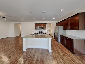 2360 S Wild Horse Way in Bluffdale, UT - Building Photo - Building Photo