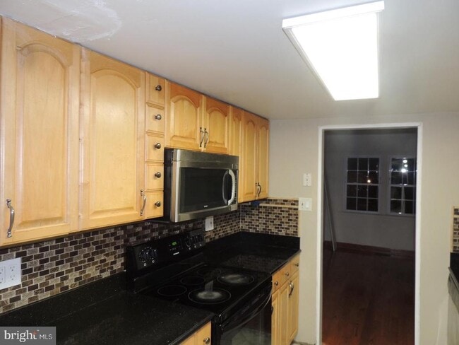 2915 Pheasant Ln in Woodbridge, VA - Building Photo - Building Photo