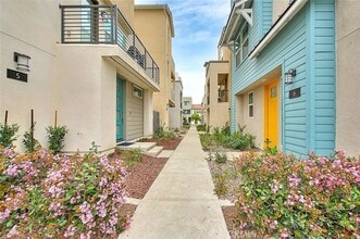 6 Crown Point Dr in Ladera Ranch, CA - Building Photo - Building Photo