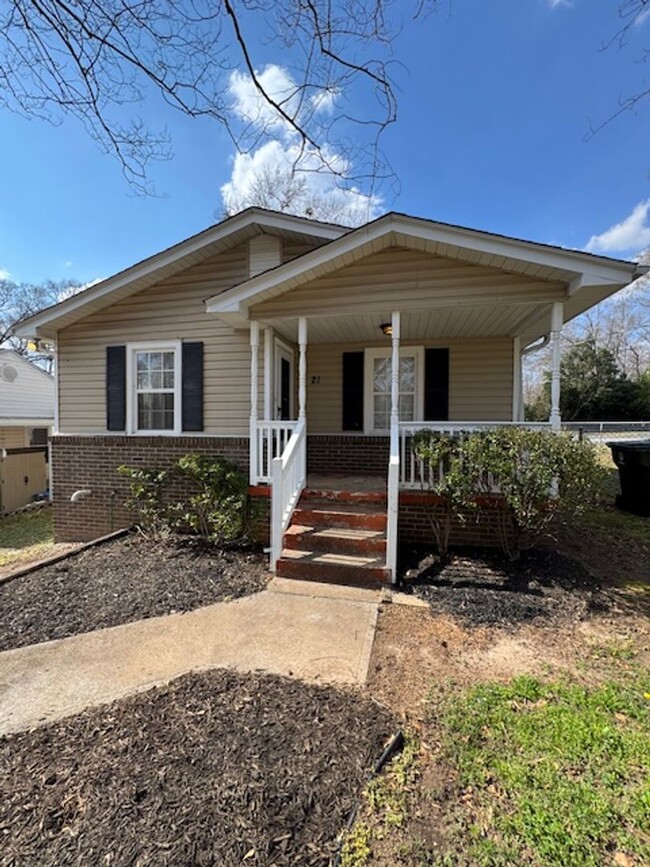 property at 21 Dixie Ave