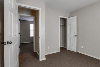 512 Center Way in El Paso, TX - Building Photo - Building Photo