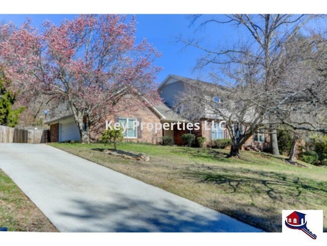 11021 Crosswind Dr in Knoxville, TN - Building Photo - Building Photo