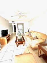 1017 Lincoln A in Boca Raton, FL - Building Photo - Building Photo