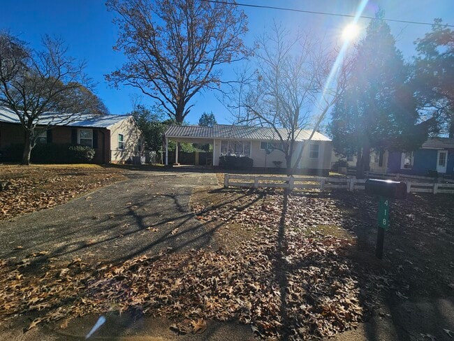 property at 418 Palm Dr S