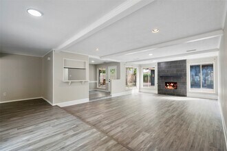 16911 Summit Oaks Ln in Spring, TX - Building Photo - Building Photo