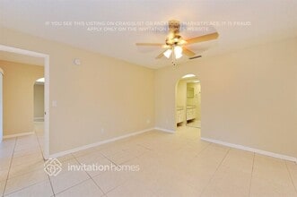 5209 Windlaff Ave in Tampa, FL - Building Photo - Building Photo