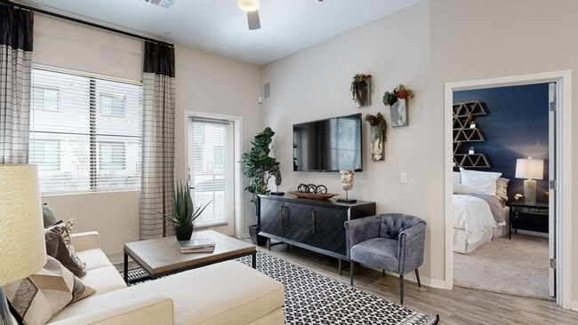 Park on Central in Phoenix, AZ - Foto de edificio - Building Photo