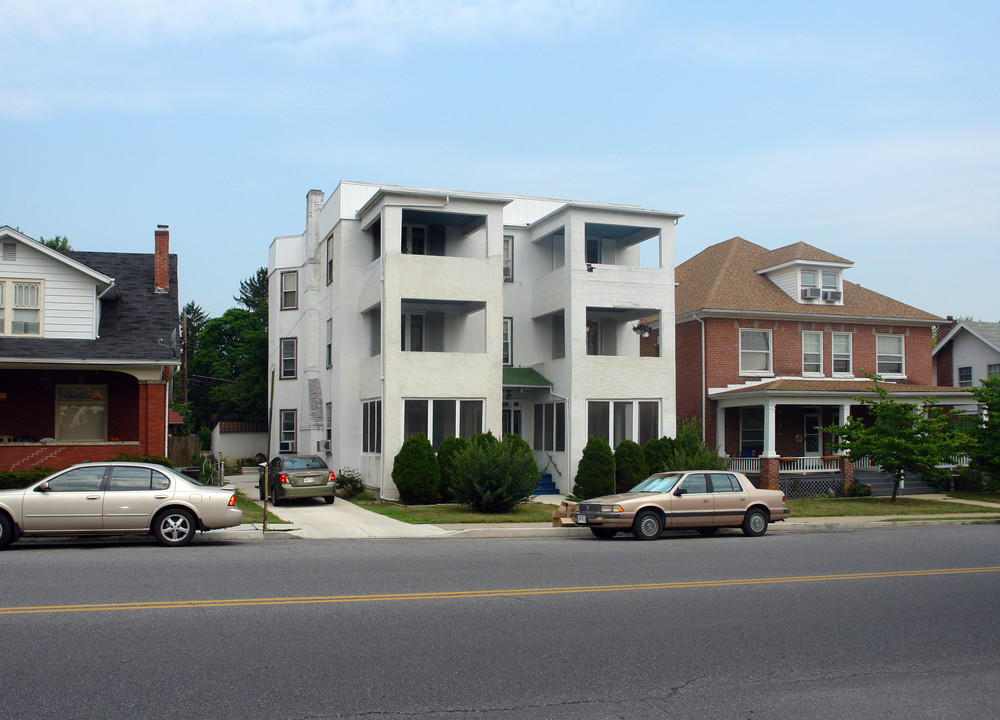 1205 Potomac Ave in Hagerstown, MD - Building Photo