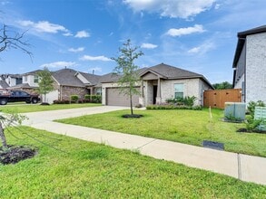 13305 Dalvay Beach Dr in La Marque, TX - Building Photo - Building Photo