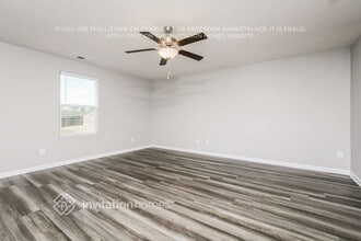 860 Avery Pond Dr in Fuquay Varina, NC - Foto de edificio - Building Photo