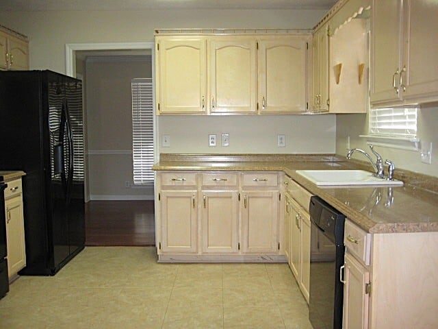 1013 Victoria Ln W in Hendersonville, TN - Building Photo - Building Photo