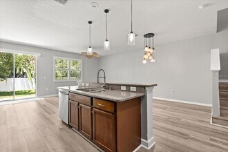 364 Habitat Way in Sanford, FL - Foto de edificio - Building Photo