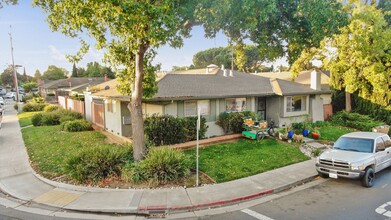 3700 Peacock Ct in Santa Clara, CA - Building Photo - Building Photo